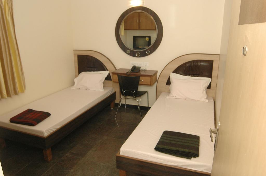 Hotel S R M Central Park Chennai Cameră foto